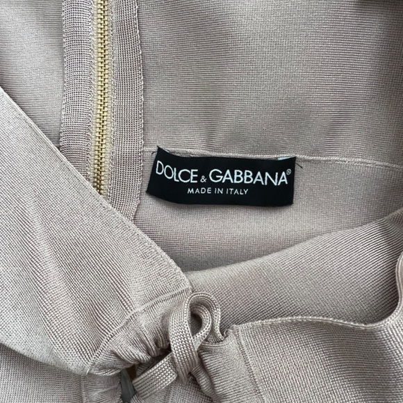 D&G Lace Up Tank - Picture 2 of 4